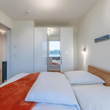 Ferienwohnung "Halligstork" Direkt Am Nordseedeich Mit Blick Auf Den See Нордштранд Экстерьер фото