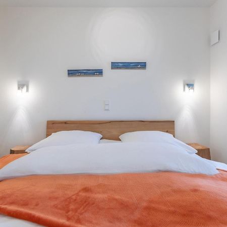 Ferienwohnung "Halligstork" Direkt Am Nordseedeich Mit Blick Auf Den See Нордштранд Экстерьер фото